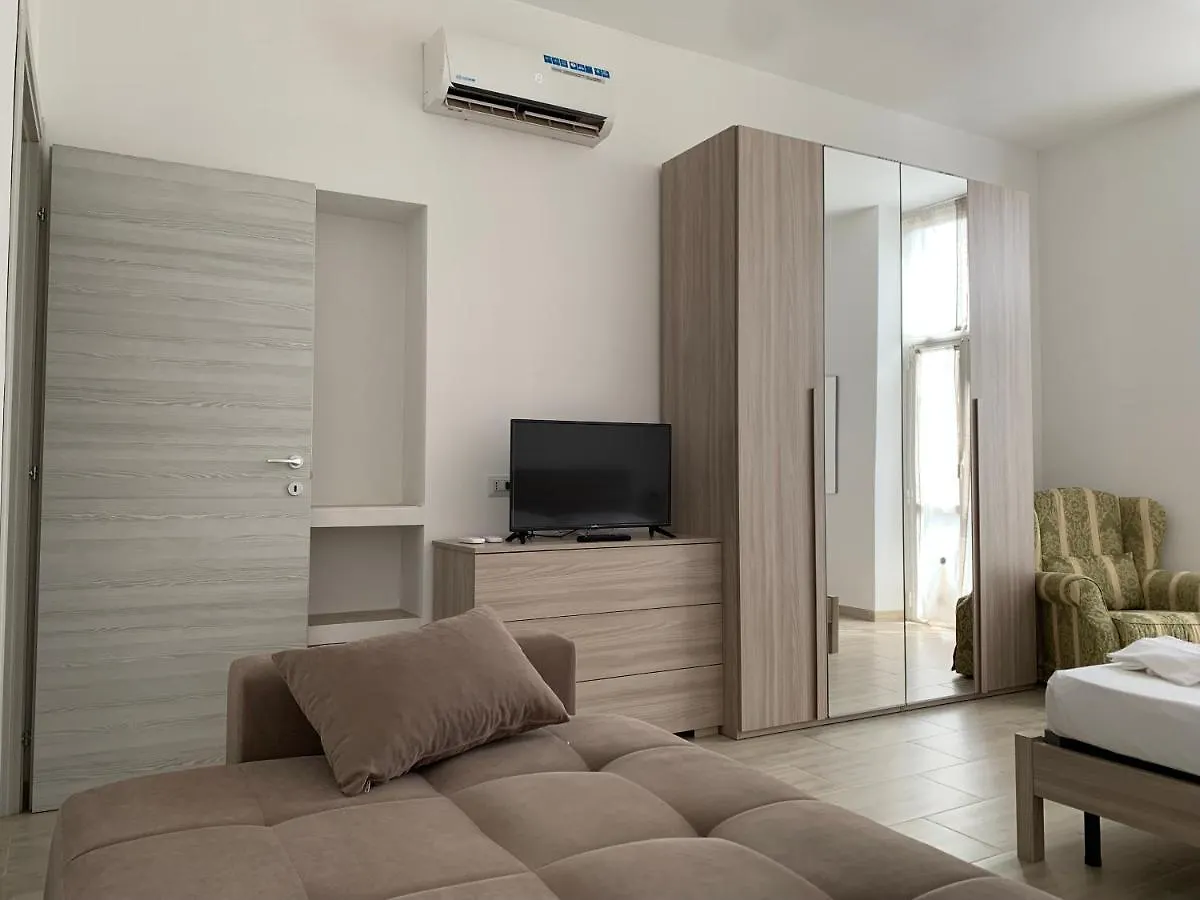 Naviglio Milano Apartment 0*, Milan